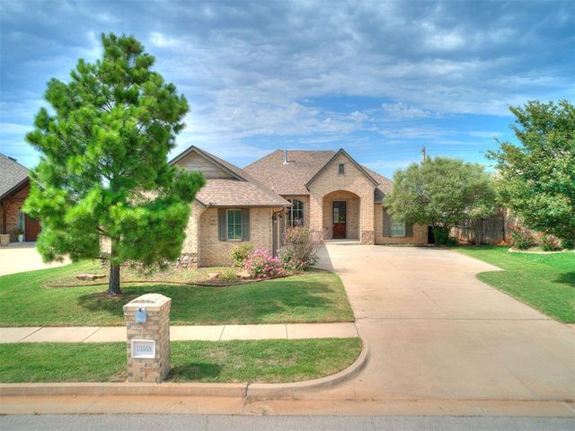 13569 Cobblestone Curve Road, Oklahoma City, OK 73142