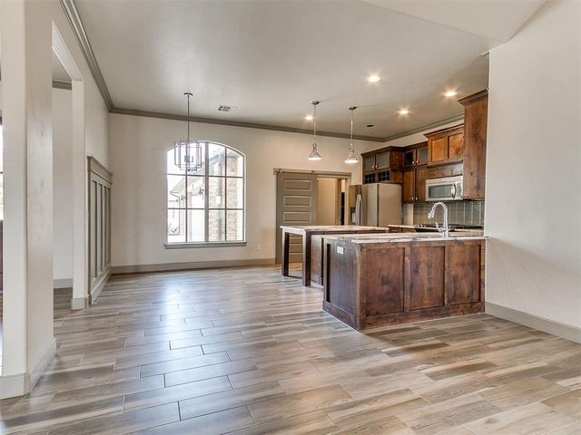 13569 Cobblestone Curve Road, Oklahoma City, OK 73142