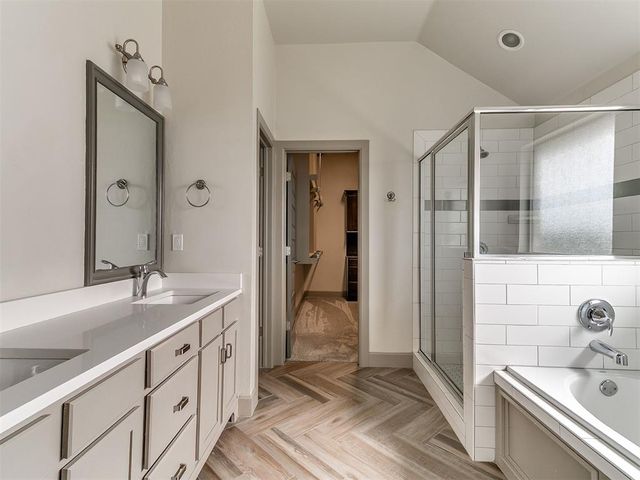 13569 Cobblestone Curve Road, Oklahoma City, OK 73142