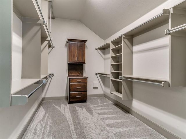 13569 Cobblestone Curve Road, Oklahoma City, OK 73142