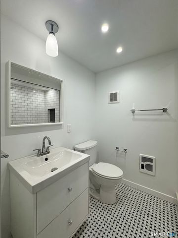 7 Fairfield Avenue 1, Norwalk, CT 06854