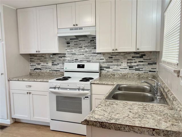 3608 16TH STREET W, Bradenton, FL 34205