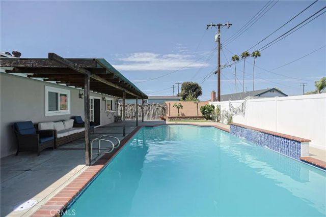 16682 Charles, Huntington Beach, CA 92647