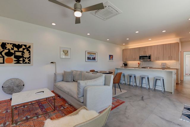 1508 San Patricio Avenue SW, Albuquerque, NM 87104