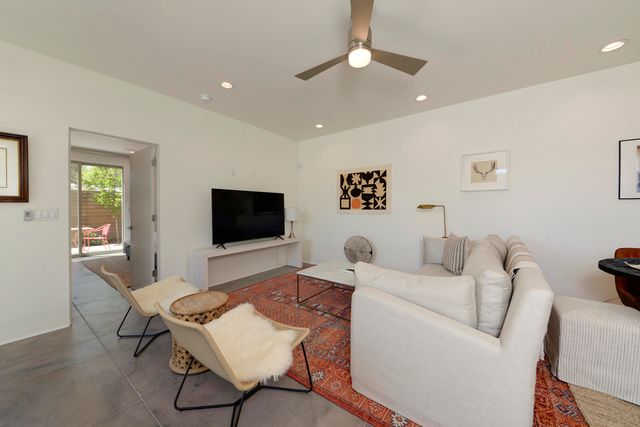 1508 San Patricio Avenue SW, Albuquerque, NM 87104