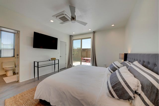 1508 San Patricio Avenue SW, Albuquerque, NM 87104