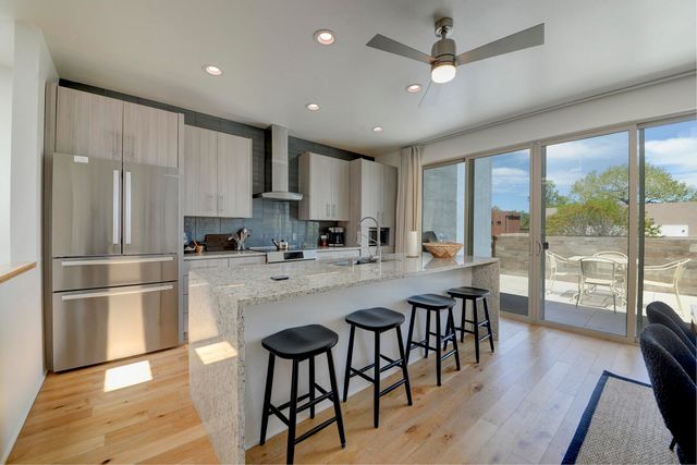 1508 San Patricio Avenue SW, Albuquerque, NM 87104