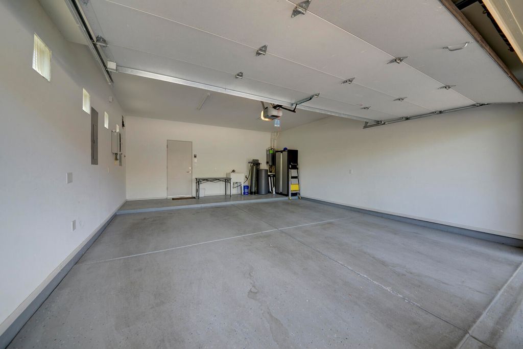 Image 50 of property listing at 1508 San Patricio Avenue SW, Albuquerque, NM 87104