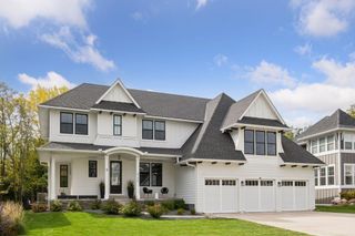 5195 Ranchview Lane N, Plymouth, MN 55446