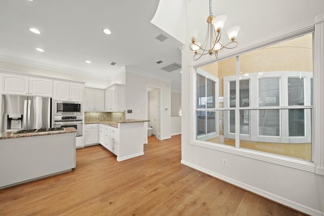 6410 Taggart Street B, Houston, TX 77007