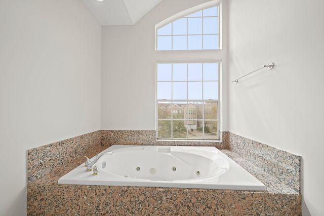 6410 Taggart Street B, Houston, TX 77007