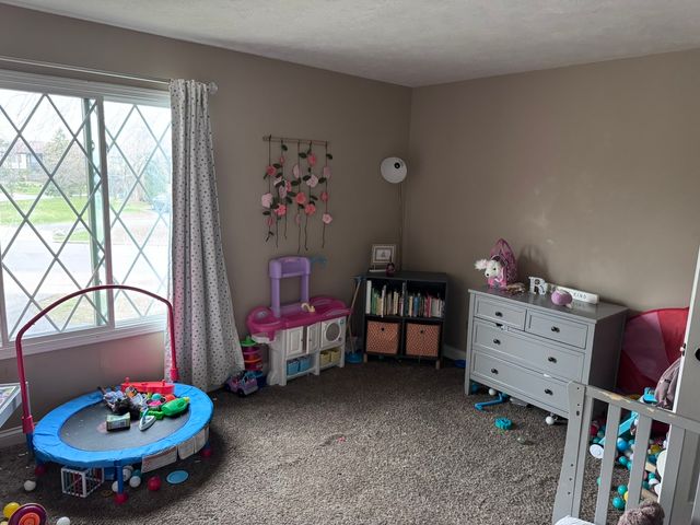 2004 Tracy Drive 5, Bloomington, IL 61704