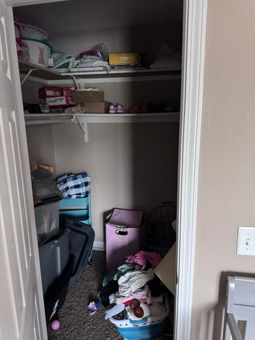 2004 Tracy Drive 5, Bloomington, IL 61704