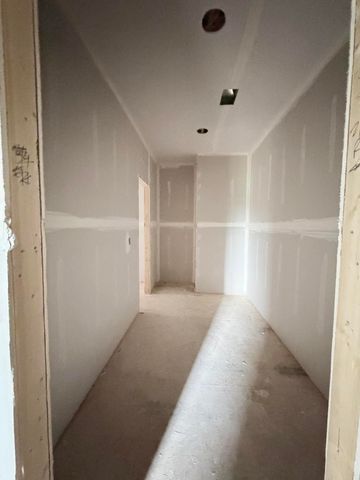 213 Carhartt Drive, Richmond, KY 40475