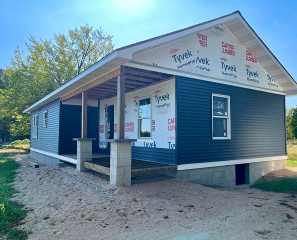 6193 S Pere Marquette Highway, Pentwater, MI 49449