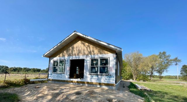 6193 S Pere Marquette Highway, Pentwater, MI 49449