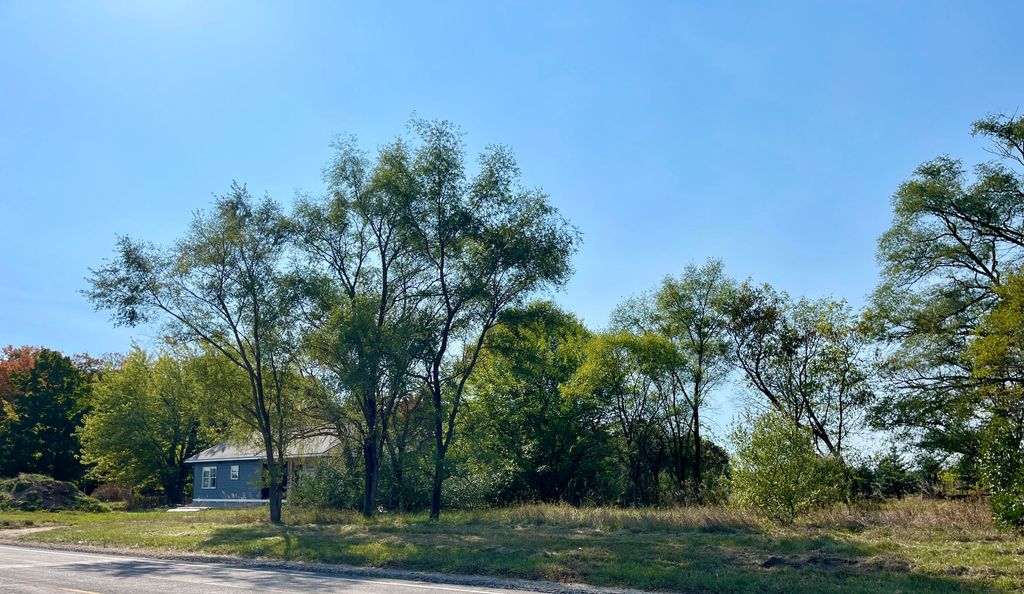 6193 S Pere Marquette Highway, Pentwater, MI 49449