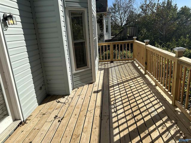 550 Farmingdale Drive, Huntsville, AL 35803