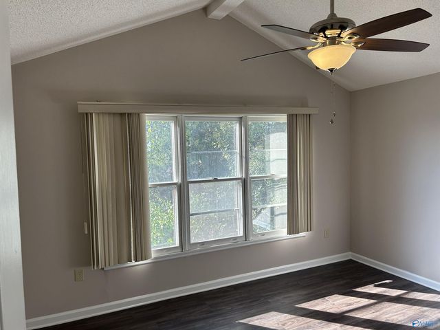 550 Farmingdale Drive, Huntsville, AL 35803