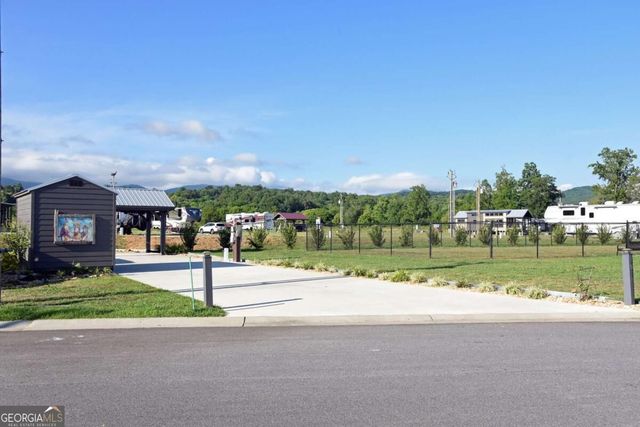 477 Mountain Creek Road, Blairsville, GA 30512