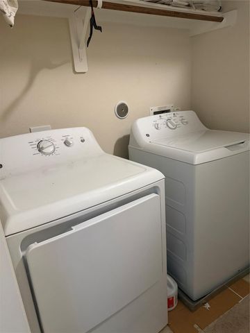 2706 Painted Sunrise Trail, Houston, TX 77045