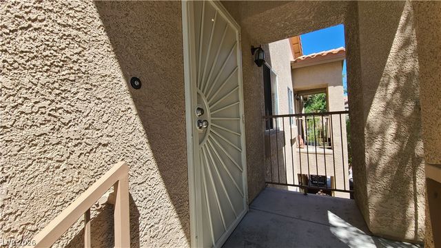 2110 Los Feliz Street 2014, Las Vegas, NV 89156