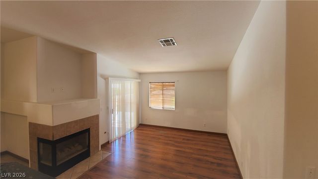2110 Los Feliz Street 2014, Las Vegas, NV 89156