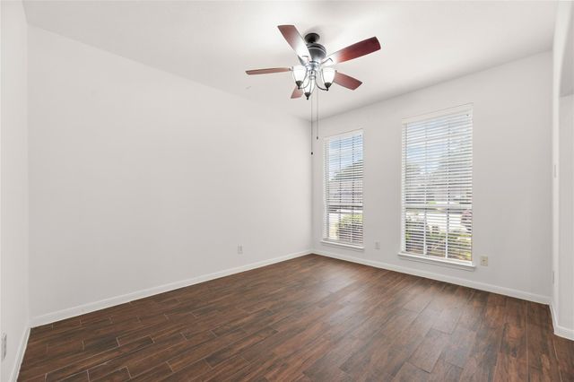 1810 Candle Light Court, Sugar Land, TX 77498