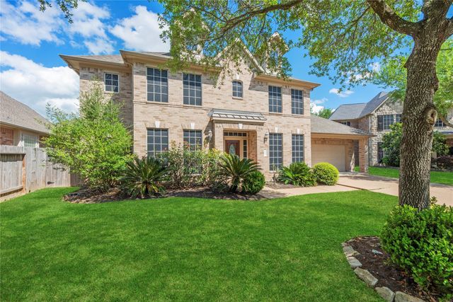 1810 Candle Light Court, Sugar Land, TX 77498