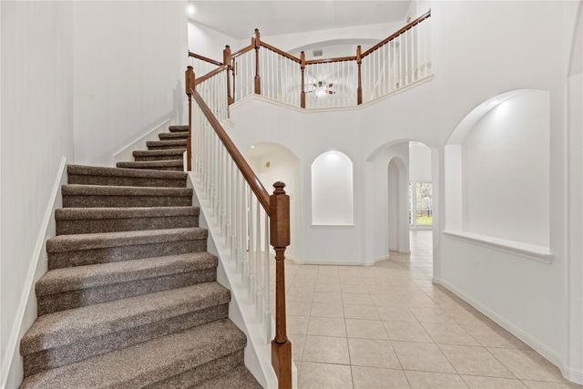 1810 Candle Light Court, Sugar Land, TX 77498