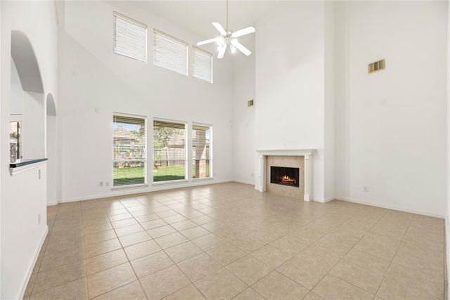 1810 Candle Light Court, Sugar Land, TX 77498