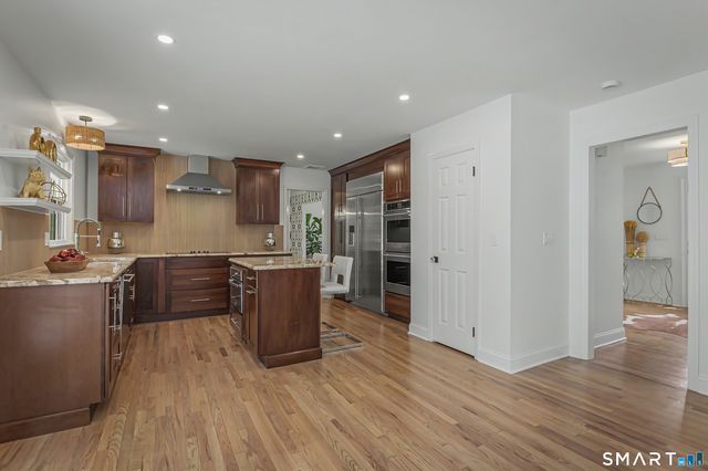 131 Fieldcrest Drive, Ridgefield, CT 06877