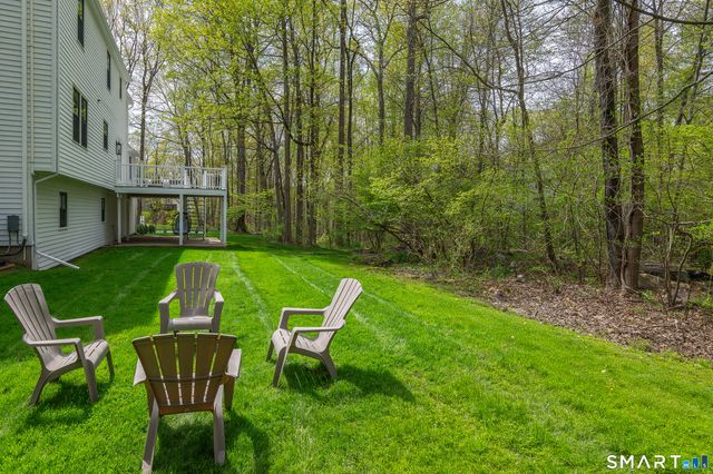 131 Fieldcrest Drive, Ridgefield, CT 06877