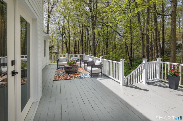 131 Fieldcrest Drive, Ridgefield, CT 06877