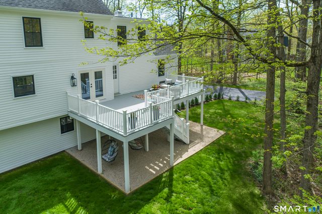 131 Fieldcrest Drive, Ridgefield, CT 06877