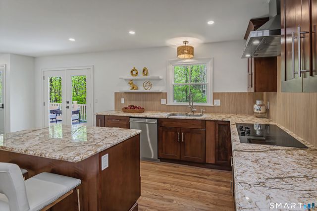131 Fieldcrest Drive, Ridgefield, CT 06877