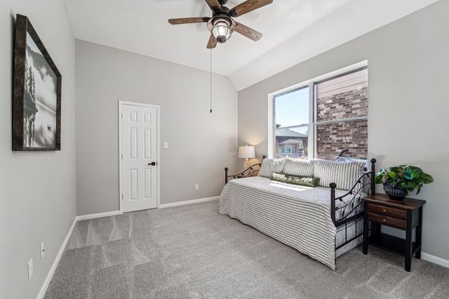 2057 S Shore Boulevard, Montgomery, TX 77356