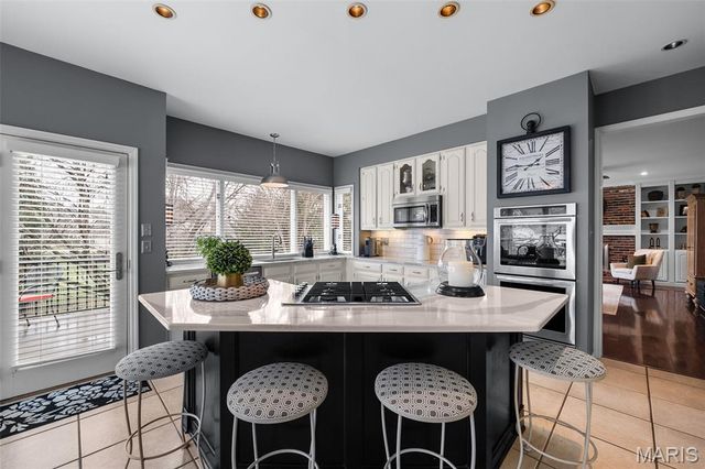 2698 Joyceridge Drive, Chesterfield, MO 63017