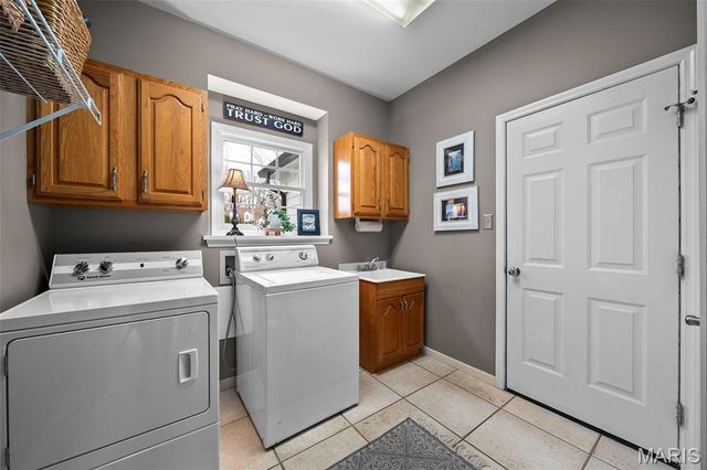 2698 Joyceridge Drive, Chesterfield, MO 63017