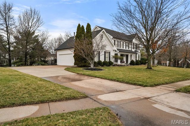 2698 Joyceridge Drive, Chesterfield, MO 63017