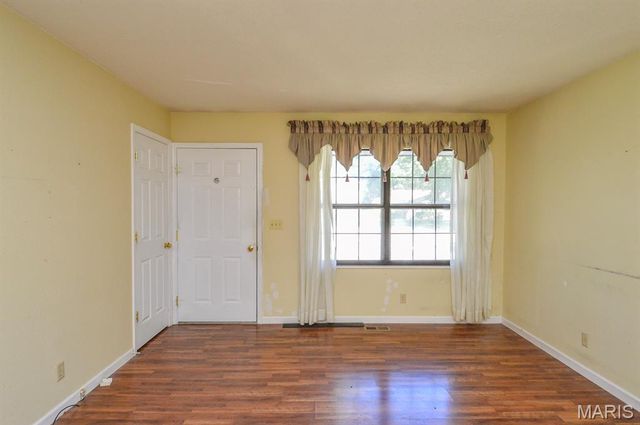 47 Belle Crest Drive, Belleville, IL 62221