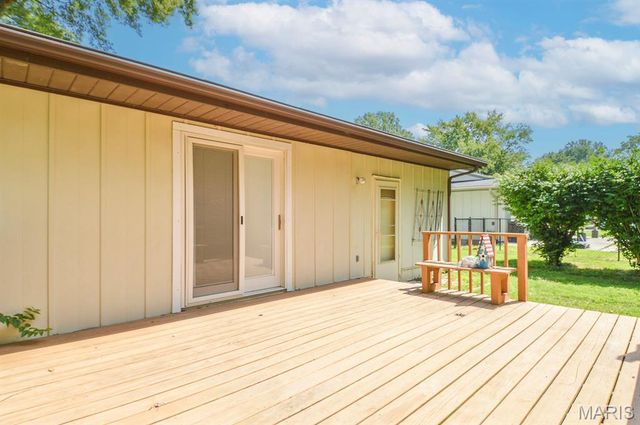 47 Belle Crest Drive, Belleville, IL 62221