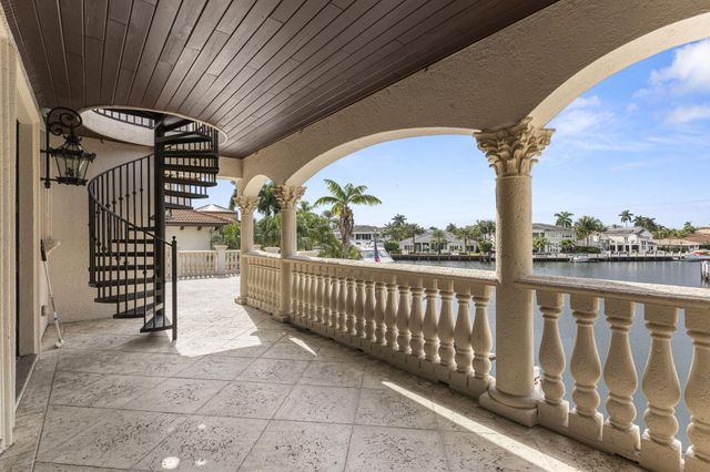 3131 NE 27th Avenue, Lighthouse Point, FL 33064