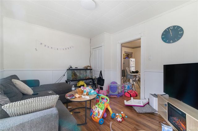 1301-1301.5 Penn Avenue, Jeannette, PA 15644