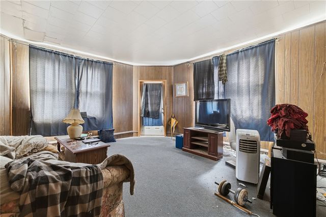 1301-1301.5 Penn Avenue, Jeannette, PA 15644