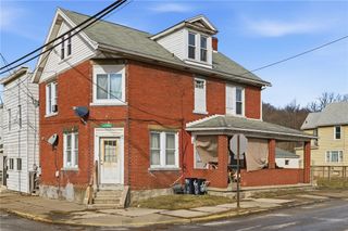 1301-1301.5 Penn Avenue, Jeannette, PA 15644