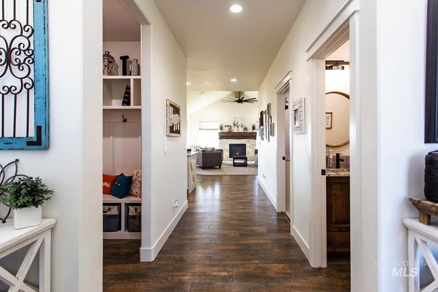 4089 N 2280 E, Filer, ID 83328