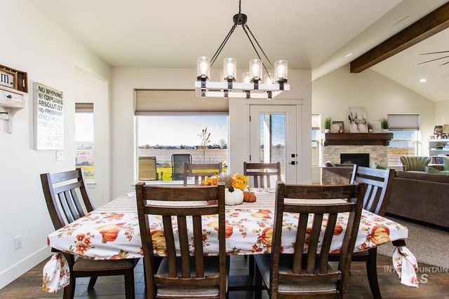 4089 N 2280 E, Filer, ID 83328