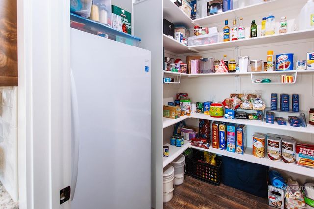 4089 N 2280 E, Filer, ID 83328