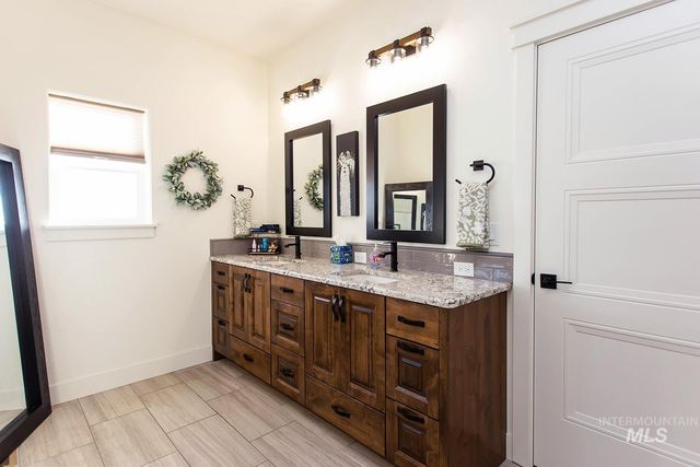 4089 N 2280 E, Filer, ID 83328